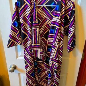 Lularoe Shirley Kimono NWOT Size Small